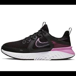 NIKE WOMENS WMNS LEGEND REACT 2